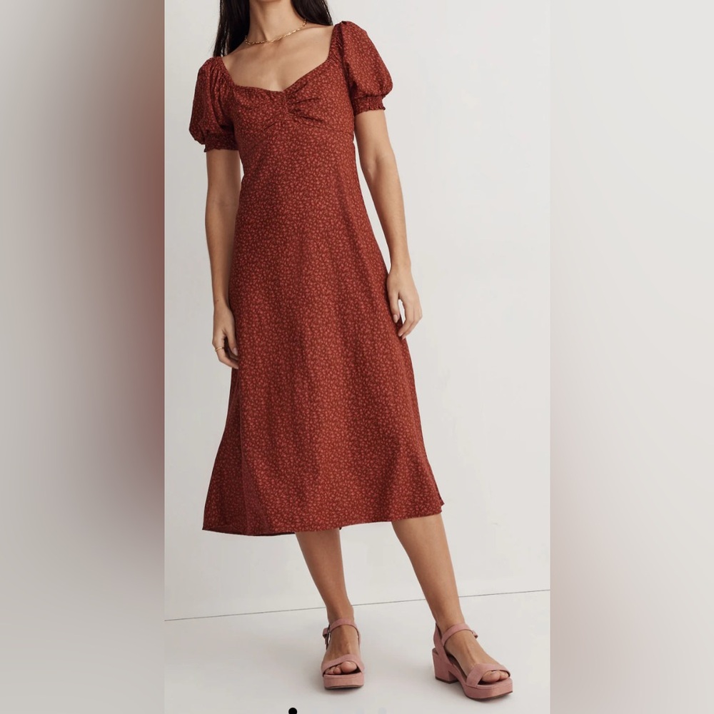 Madewell Sweetheart Puff-Sleeve Midi Dress in Carmine Floral. NWT